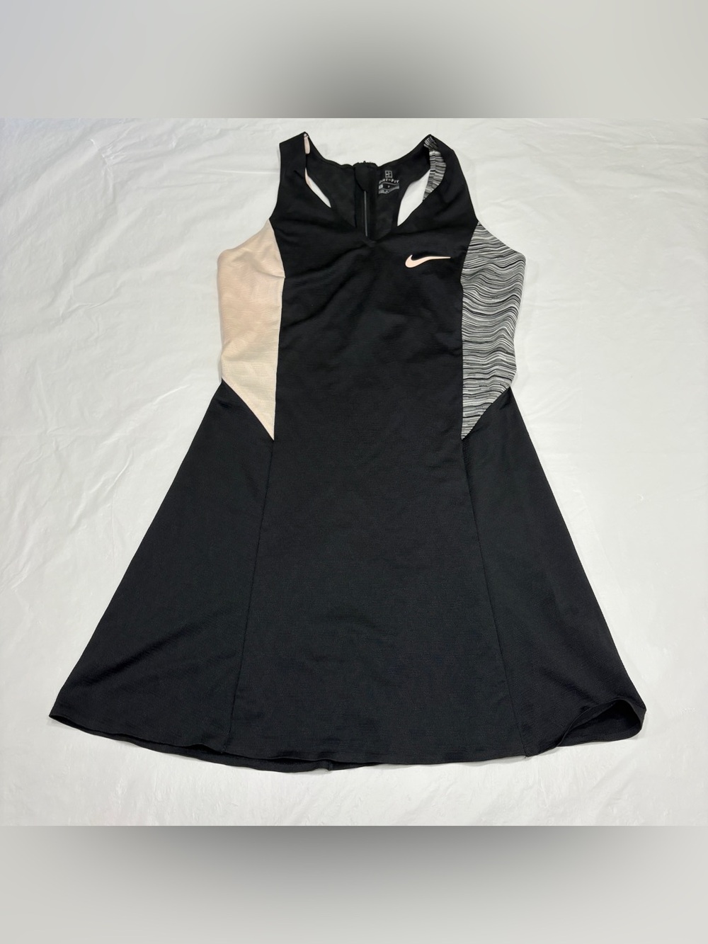 Nike Maria Sharapova 2018 Tennis Dress Women’s Small Keyhole Cutouts Colorblock